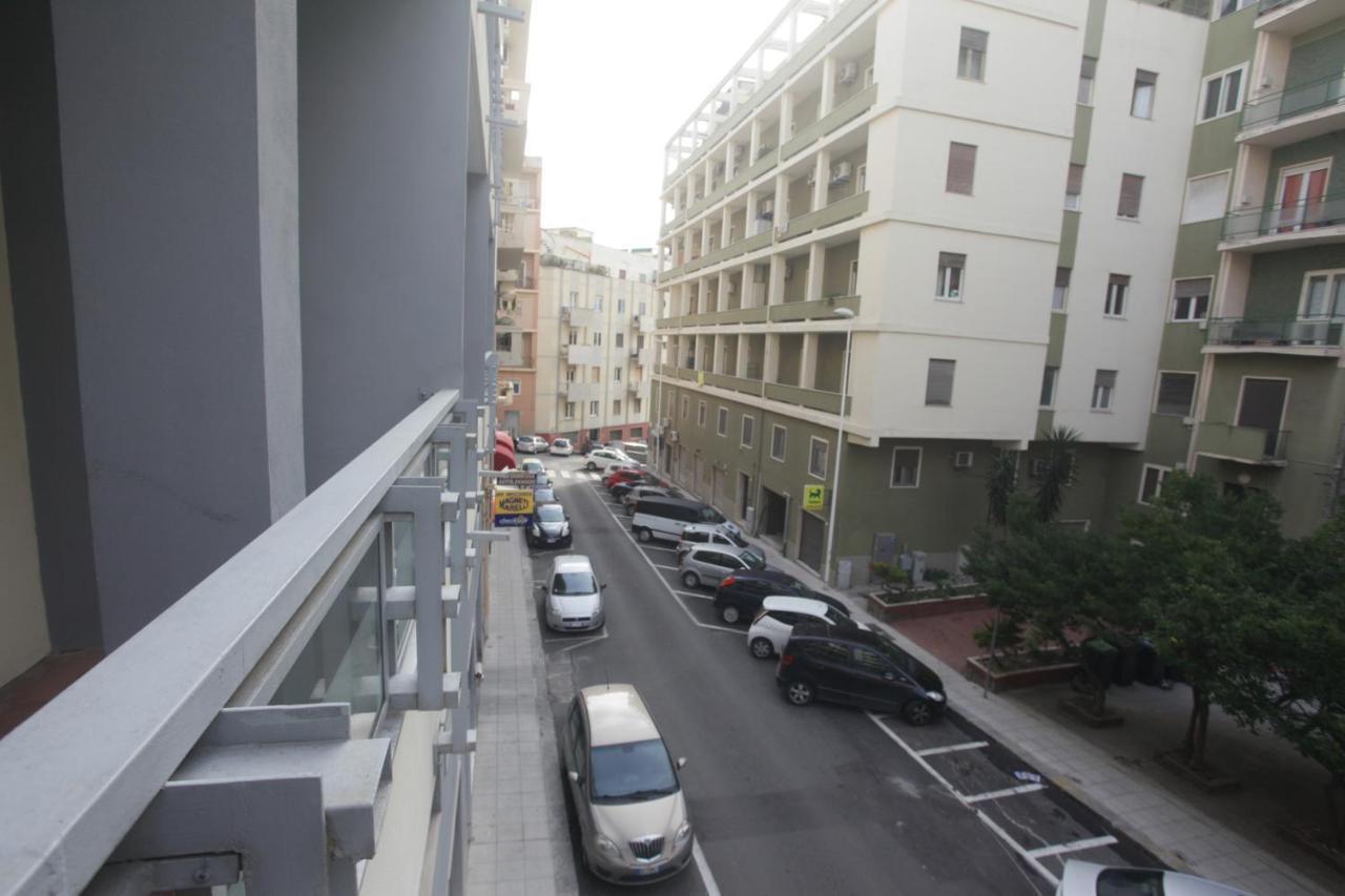 B&B Cagliari City Exteriör bild